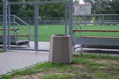 park-ows-polinski-warszawa-kosz-betonowy-kwarcyt-plukany_1